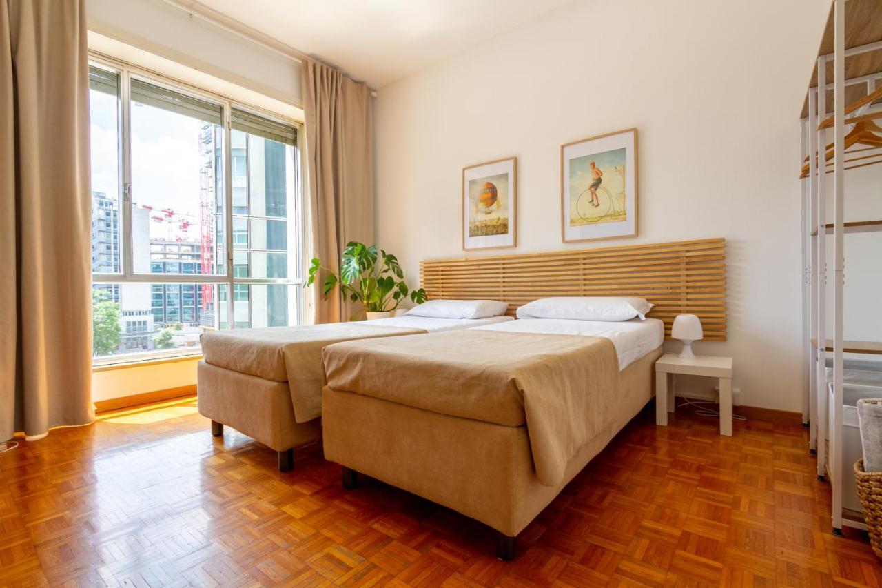 Palazzo Lombardia - Central Station - Bighome Милано Екстериор снимка