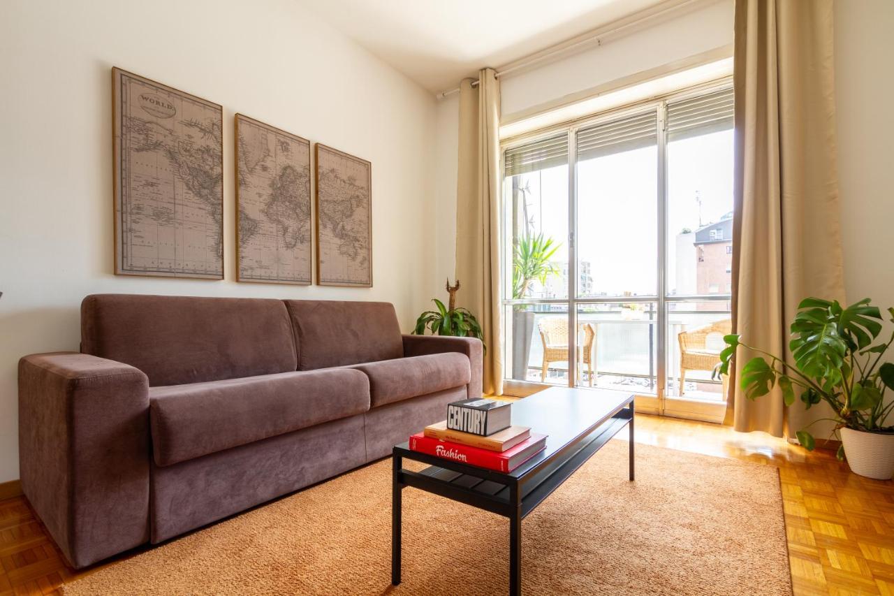 Palazzo Lombardia - Central Station - Bighome Милано Екстериор снимка